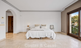 Villa luxueuse à l'architecture unique à vendre entourée de terrains de golf à Benahavis - Marbella 778902 