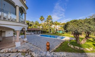 Villa luxueuse à l'architecture unique à vendre entourée de terrains de golf à Benahavis - Marbella 778905 
