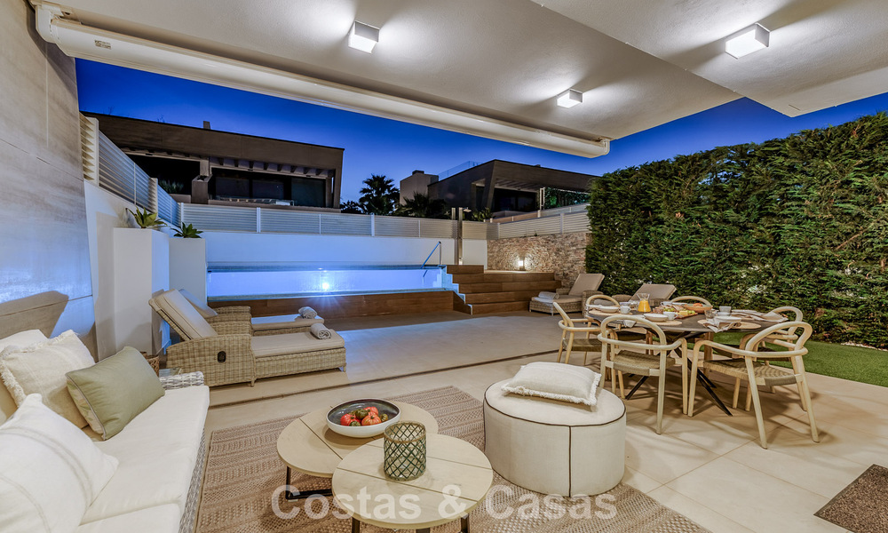 Maison de luxe prête à emménager à vendre à distance de marche de la plage et de Puerto Banus, Marbella 779255