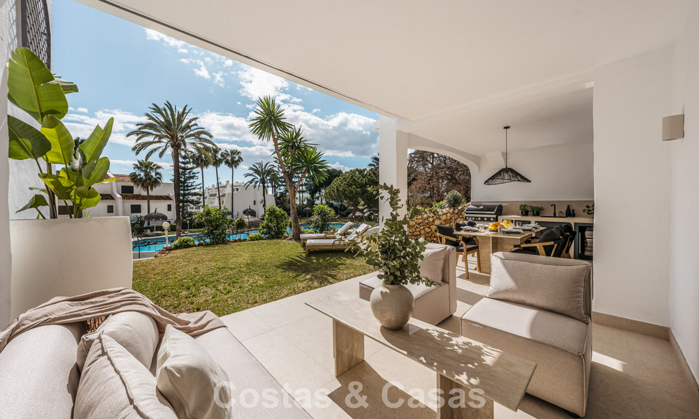 Appartement de plage rénové de première classe avec vue sur la mer à vendre sur le Golden Mile de Marbella 779064