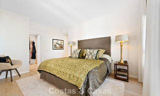 Penthouse en première ligne de golf avec vue sur le golf et la mer à vendre dans une communauté fermée de Nueva Andalucia, Marbella 779096 
