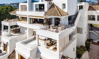 Penthouse en première ligne de golf avec vue sur le golf et la mer à vendre dans une communauté fermée de Nueva Andalucia, Marbella 779113 