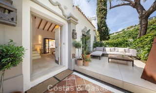 Maison rénovée dans un style andalou intemporel avec vue sur la mer à vendre située sur le Golden Mile de Marbella 778958 