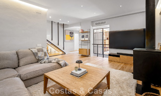 Maison rénovée dans un style andalou intemporel avec vue sur la mer à vendre située sur le Golden Mile de Marbella 778979 