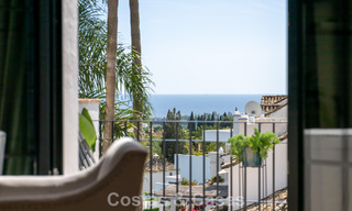 Maison rénovée dans un style andalou intemporel avec vue sur la mer à vendre située sur le Golden Mile de Marbella 778991 