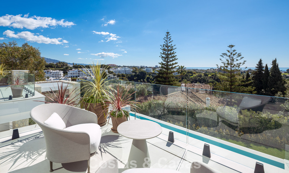 Villa de luxe moderniste flambant neuve à vendre dans le quartier résidentiel exclusif et fermé de La Quinta, Marbella - Benahavis 779011