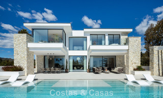Villa de luxe moderniste flambant neuve à vendre dans le quartier résidentiel exclusif et fermé de La Quinta, Marbella - Benahavis 779019 