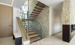 Villa de luxe moderniste flambant neuve à vendre dans le quartier résidentiel exclusif et fermé de La Quinta, Marbella - Benahavis 779022 