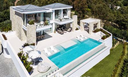 Villa de luxe moderniste flambant neuve à vendre dans le quartier résidentiel exclusif et fermé de La Quinta, Marbella - Benahavis 779031