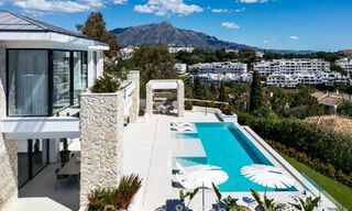 Villa de luxe moderniste flambant neuve à vendre dans le quartier résidentiel exclusif et fermé de La Quinta, Marbella - Benahavis 779032 