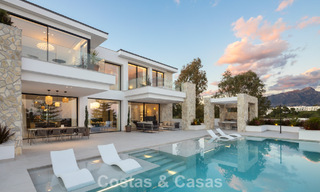 Villa de luxe moderniste flambant neuve à vendre dans le quartier résidentiel exclusif et fermé de La Quinta, Marbella - Benahavis 779035 