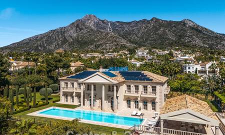 Remarquable palais présidentiel à vendre dans la prestigieuse communauté fermée de Sierra Blanca à Marbella 779327