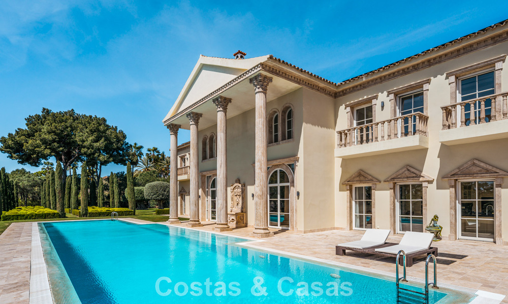 Remarquable palais présidentiel à vendre dans la prestigieuse communauté fermée de Sierra Blanca à Marbella 779330