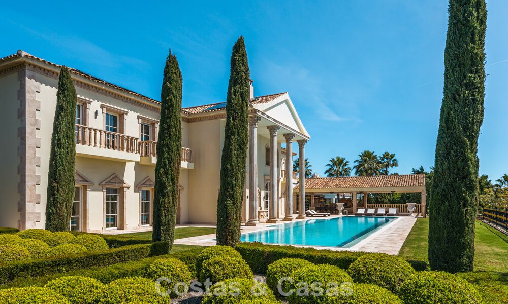 Remarquable palais présidentiel à vendre dans la prestigieuse communauté fermée de Sierra Blanca à Marbella 779334