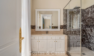 Remarquable palais présidentiel à vendre dans la prestigieuse communauté fermée de Sierra Blanca à Marbella 779342 