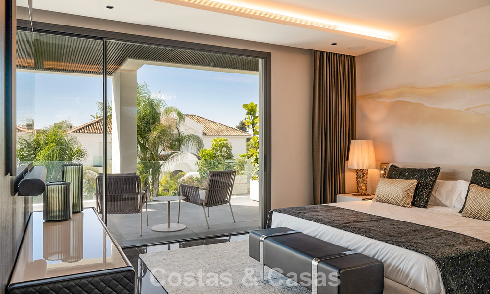 Villa de luxe ultramoderne prête à emménager à vendre à quelques pas de la plage sur le très convoité Golden Mile de Marbella 779376