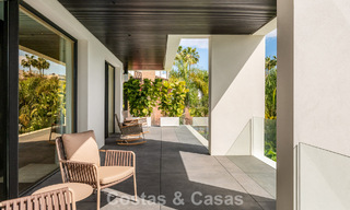 Villa de luxe ultramoderne prête à emménager à vendre à quelques pas de la plage sur le très convoité Golden Mile de Marbella 779386 