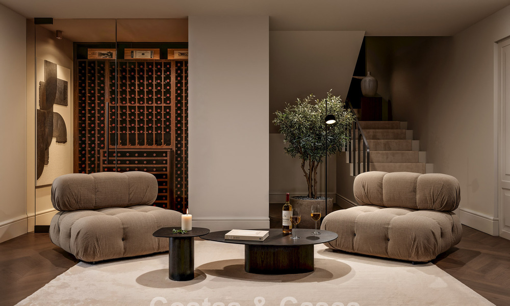 Villa de luxe avec vue panoramique sur la mer à vendre dans une communauté fermée à Nueva Andalucia, Marbella 779424