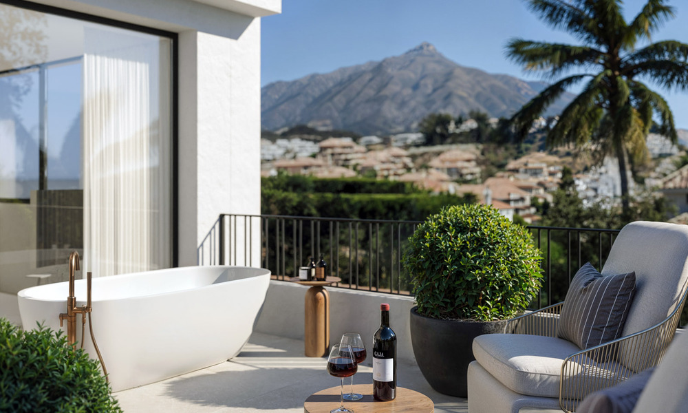 Villa de luxe avec vue panoramique sur la mer à vendre dans une communauté fermée à Nueva Andalucia, Marbella 779431
