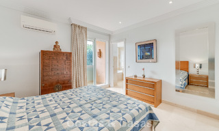 Appartement d'angle spacieux avec vue panoramique à vendre dans les collines de Nueva Andalucia, Marbella 779574 