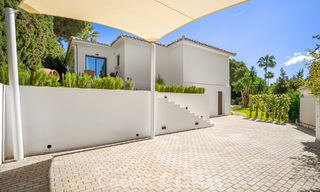Villa de luxe prête à emménager avec une architecture andalouse moderne à vendre située au cœur de Nueva Andalucia, Marbella 779478 