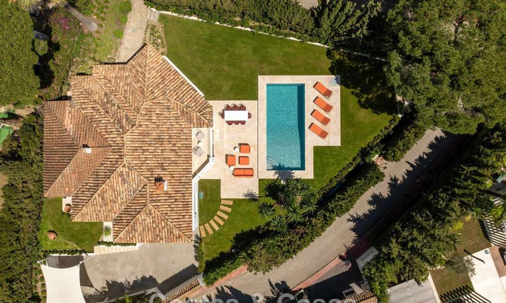 Villa de luxe prête à emménager avec une architecture andalouse moderne à vendre située au cœur de Nueva Andalucia, Marbella 779490