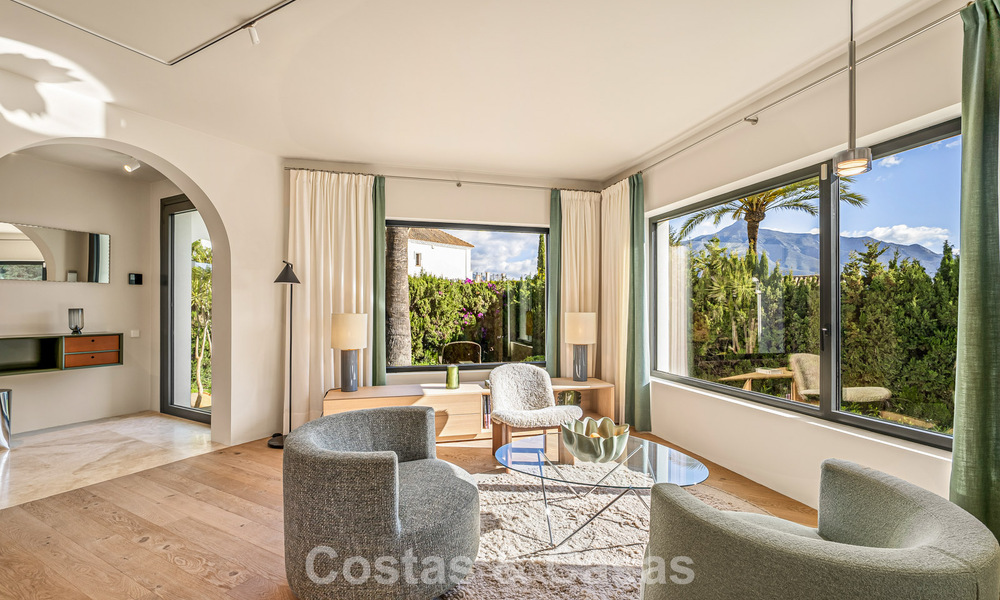 Villa de luxe prête à emménager avec une architecture andalouse moderne à vendre située au cœur de Nueva Andalucia, Marbella 779492