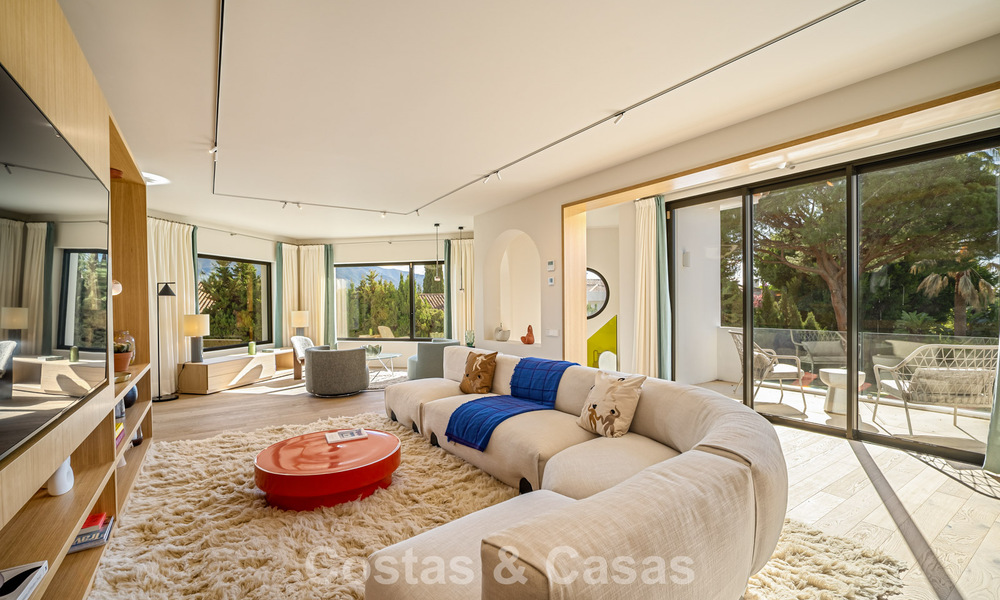 Villa de luxe prête à emménager avec une architecture andalouse moderne à vendre située au cœur de Nueva Andalucia, Marbella 779494
