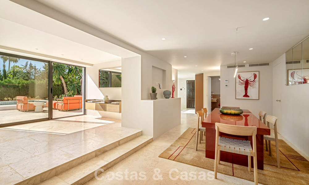 Villa de luxe prête à emménager avec une architecture andalouse moderne à vendre située au cœur de Nueva Andalucia, Marbella 779504