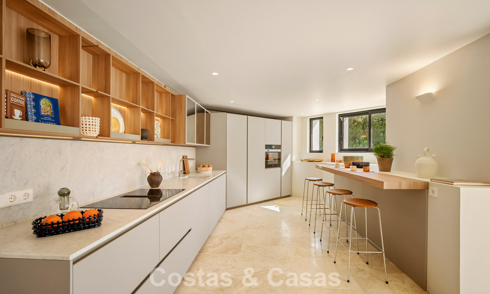 Villa de luxe prête à emménager avec une architecture andalouse moderne à vendre située au cœur de Nueva Andalucia, Marbella 779506