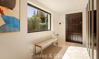 Villa de luxe prête à emménager avec une architecture andalouse moderne à vendre située au cœur de Nueva Andalucia, Marbella 779507 