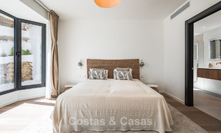 Prestigieuse villa rénovée à vendre dans l'urbanisation fermée recherchée d'El Madroñal à Marbella - Benahavis 779519 