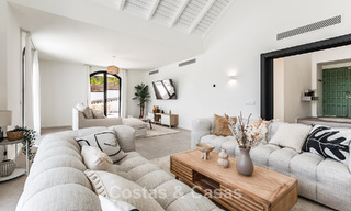 Prestigieuse villa rénovée à vendre dans l'urbanisation fermée recherchée d'El Madroñal à Marbella - Benahavis 779553 