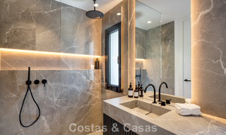 Villa royale à l'architecture méditerranéenne luxueuse à vendre, en bordure du golf de Marbella - Benahavis 779663 