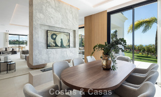 Villa royale à l'architecture méditerranéenne luxueuse à vendre, en bordure du golf de Marbella - Benahavis 779669 