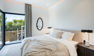 Villa royale à l'architecture méditerranéenne luxueuse à vendre, en bordure du golf de Marbella - Benahavis 779670 