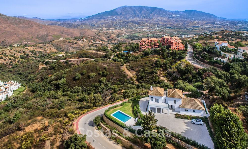 Spacieuse villa de style architectural méditerranéen moderne à vendre à l'est du centre de Marbella 779839