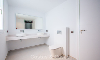 Spacieuse villa de style architectural méditerranéen moderne à vendre à l'est du centre de Marbella 779849 