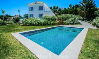 Spacieuse villa de style architectural méditerranéen moderne à vendre à l'est du centre de Marbella 779862 