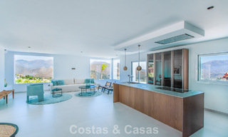 Spacieuse villa de style architectural méditerranéen moderne à vendre à l'est du centre de Marbella 779863 