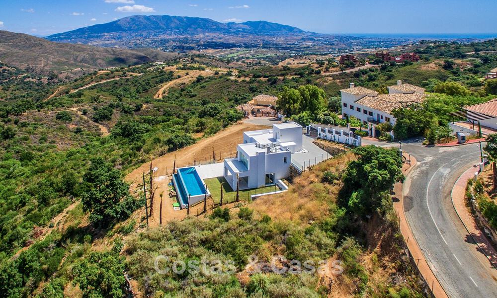 Villa neuve moderne et prête à emménager à vendre à l'est du centre de Marbella 779718