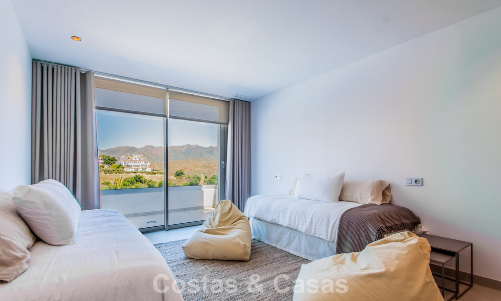Villa neuve moderne et prête à emménager à vendre à l'est du centre de Marbella 779727