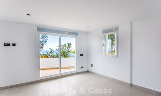 Appartement de 3 chambres avec vue imprenable à vendre dans les collines à l'est du centre de Marbella 779745 