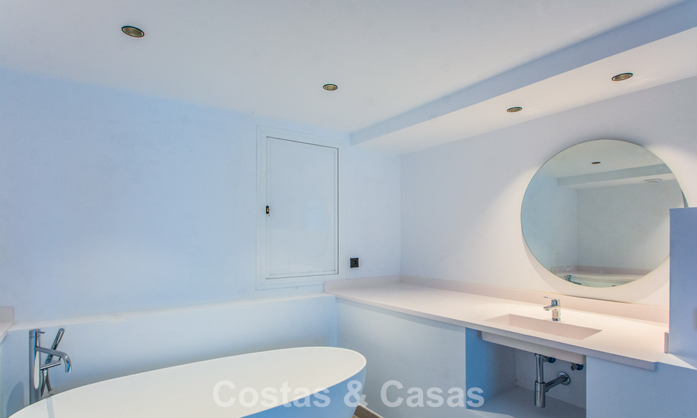 Appartement de 3 chambres avec vue imprenable à vendre dans les collines à l'est du centre de Marbella 779748