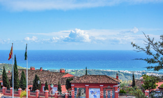 Appartement de 3 chambres avec vue imprenable à vendre dans les collines à l'est du centre de Marbella 779762 