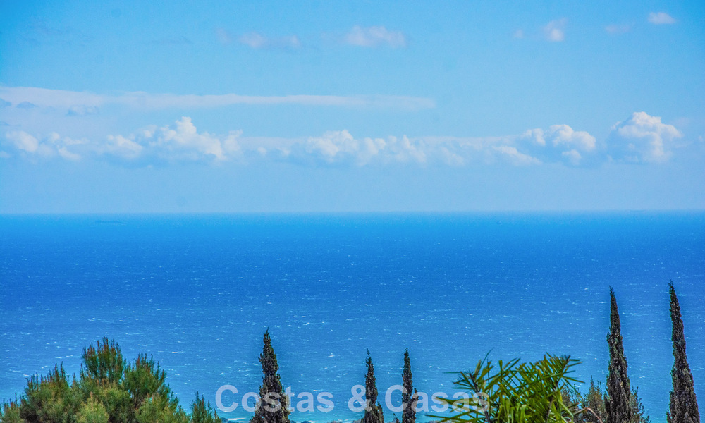 Appartement de 3 chambres avec vue imprenable à vendre dans les collines à l'est du centre de Marbella 779765