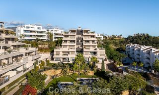 Appartement contemporain avec vue panoramique sur le golf et la mer à vendre à Marbella - Benahavis 779780 