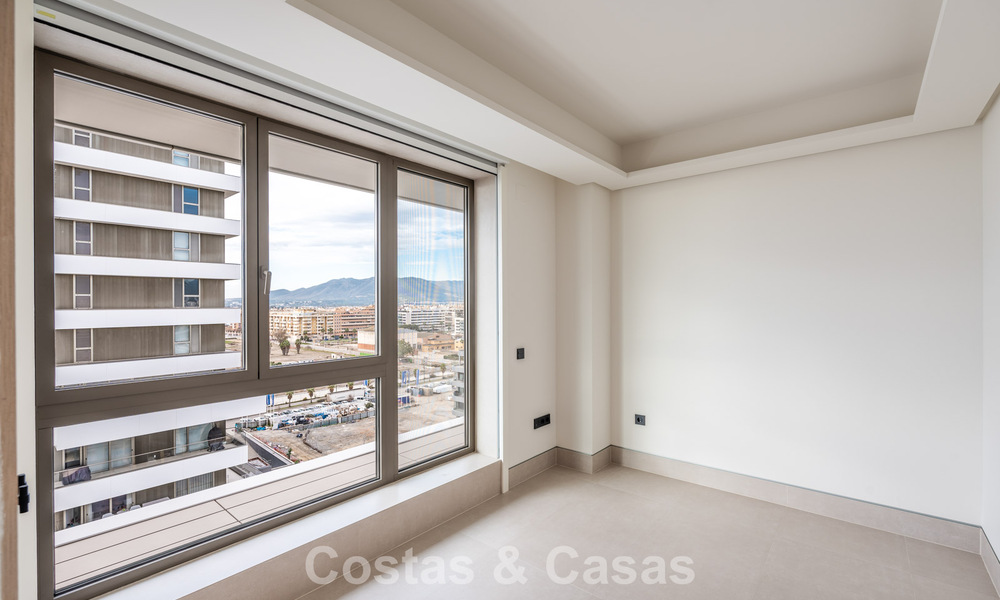 Appartement exclusif et moderne avec vue panoramique sur la mer à vendre, situé directement sur la promenade de la plage dans le centre de Malaga 779885