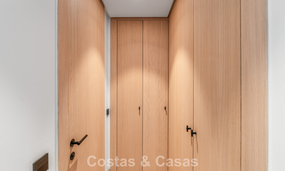 Appartement exclusif et moderne avec vue panoramique sur la mer à vendre, situé directement sur la promenade de la plage dans le centre de Malaga 779888