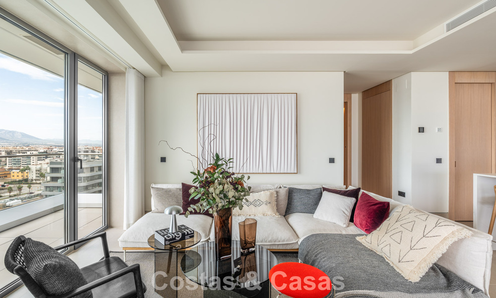 Appartement exclusif et moderne avec vue panoramique sur la mer à vendre, situé directement sur la promenade de la plage dans le centre de Malaga 779893